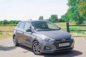 Hyundai i20 Hatchback (15-20) Play 1.2 MPi 84PS 5d For Sale - 1ST TIME CAR SALES LTD, Chichester