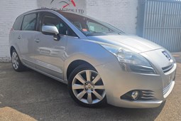 Peugeot 5008 (10-16) 1.6 e-HDi (115bhp) Allure 5d EGC For Sale - Class Auto Ltd, Blackburn