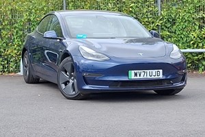 Tesla Model 3 (16 on) Long Range auto 4d For Sale - Arnold Clark Chertsey Motorstore, Chertsey