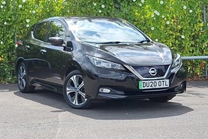 Nissan Leaf Hatchback (18 on) Tekna 40kWh auto 5d For Sale - Arnold Clark Chertsey Motorstore, Chertsey