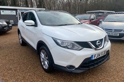 Nissan Qashqai (14-21) 1.2 DiG-T Acenta Premium 5d For Sale - Cloverlay Car Sales Limited Rainham, Rainham