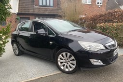 Vauxhall Astra Hatchback (09-15) 1.7 CDTi 16V SE 5d For Sale - DNJ Cars, Barnet