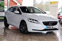 Volvo V40 Hatchback (12-19) T2 (122bhp) Momentum 5d For Sale - Ellahi Motors Limited, Basingstoke