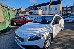 Volvo V40 Cross Country (13-19) D2 Cross Country Lux 5d Powershift For Sale - County Car Sales Hull Ltd, Hull