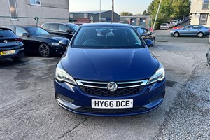 Vauxhall Astra Hatchback (15-21) 1.6 CDTi 16V ecoFLEX Design (Start Stop) 5d For Sale - Whitefield Motors, Radcliffe