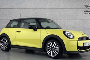MINI Cooper Hatchback (24 on) 2.0 S Classic 3dr Auto For Sale - Stratstone MINI Chesterfield, Chesterfield