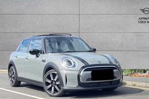 MINI Hatchback (14-24) 1.5 Cooper Exclusive 5dr Auto For Sale - Stratstone MINI Chesterfield, Chesterfield