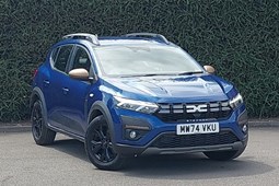 Dacia Sandero Stepway (21 on) 1.0 TCe 110 Extreme 5dr For Sale - Arnold Clark Motorstore (Burton), Burton Upon Trent