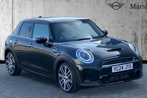 MINI Hatchback (14-24) Cooper S Exclusive Steptronic Sport with double clutch auto 5d For Sale - Marshall MINI Hampshire, Hook