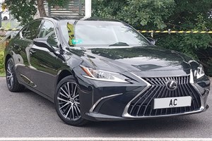Lexus ES Saloon (19 on) 300h E-CVT auto 4d For Sale - Arnold Clark Click & Collect Swansea, Swansea