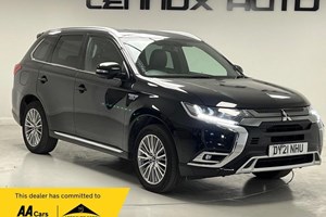 Mitsubishi Outlander (12-21) PHEV Exceed auto 5d For Sale - Lennox Auto Limited, London,