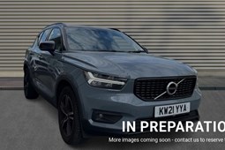 Volvo XC40 SUV (17 on) R-Design T3 FWD auto 5d For Sale - Marshall Volvo Milton Keynes, Milton Keynes