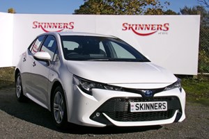 Toyota Corolla Hatchback (19 on) Icon Tech Hybrid 1.8 VVT-i auto 5d For Sale - Skinners of Rye, Rye