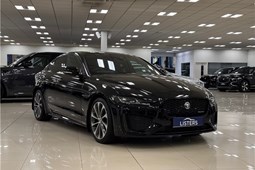 Jaguar XE (15 on) 2.0 D200 R-Dynamic SE Black 4dr Auto For Sale - Listers Land Rover Droitwich, Droitwich