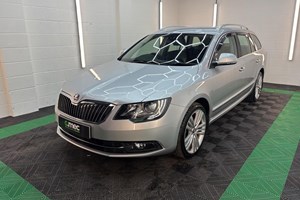 Skoda Superb Estate (10-15) 2.0 TDI CR (140bhp) Elegance 4X4 5d For Sale - G-MEC MOTOR GROUP LIMITED, Holmfirth, Hepworth