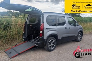 Peugeot Rifter MPV (18-25) Allure 1.5 BlueHDi 130 EAT8 auto S&S 5d For Sale - Mobility Disabled, Thornbury