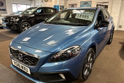 Volvo V40 Cross Country (13-19) D2 (120bhp) Cross Country Lux Nav 5d For Sale - Hallam and Sutherns Saab Service Limited, Swadlincote