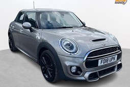 MINI Hatchback (14-24) Cooper S (John Cooper Works Chili Pack and Navigation Plus Pack) (03/2018 on) 5d For Sale - Motor Range Liverpool, Liverpool