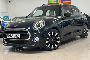 MINI Hatchback (14-24) Cooper Exclusive Steptronic with double clutch auto 5d For Sale - Motor Village Bristol Ltd, St Philips