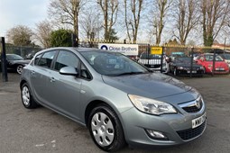 Vauxhall Astra Hatchback (09-15) 1.6i 16V Exclusiv 5d For Sale - Hasbury Motors, Halesowen