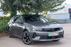 Vauxhall Astra Electric Sports Tourer (24 on) 115kW Ultimate 54kWh 5dr Auto For Sale - Arnold Clark Stoke on Trent Vauxhall / Peugeot / Vanstore, Stoke