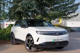 Vauxhall Grandland Electric SUV (24 on) 157kW Ultimate 73kWh 5dr Auto For Sale - Arnold Clark Stoke-on-Trent Vauxhall / Vanstore, Stoke