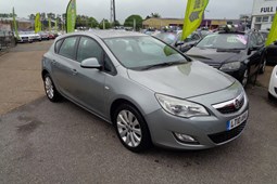 Vauxhall Astra Hatchback (09-15) 1.6i 16V Exclusiv 5d For Sale - Lottbridge Motoring Centre Ltd, Eastbourne