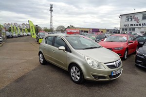 Vauxhall Corsa Hatchback (06-14) 1.4i 16V Design 5d Auto For Sale - Lottbridge Motoring Centre Ltd, Eastbourne