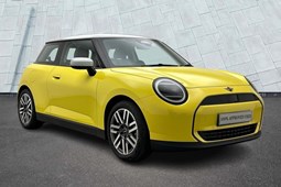 MINI Cooper Electric Hatchback (24 on) 135kW E Classic 41kWh 3dr Auto For Sale - John Clark MINI Tayside, Dundee