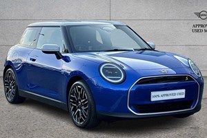 MINI Cooper Electric Hatchback (24 on) 160kW SE Classic 54kWh 3dr Auto For Sale - Stratstone MINI Milton Keynes, Milton Keynes