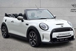 MINI Convertible (16-24) Cooper S Exclusive (Comfort Pack & Navigation Pack) Steptronic Sport with double clutch auto 2d For Sale - Stratstone MINI Milton Keynes, Milton Keynes