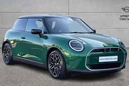 MINI Cooper Electric Hatchback (24 on) 160kW SE Exclusive 54kWh 3dr Auto For Sale - Stratstone MINI Milton Keynes, Milton Keynes