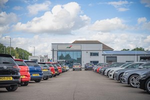 Jaguar F-Pace (16-24) 2.0d Prestige AWD 5d Auto For Sale - Just Audi VW, Lincoln