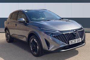 Nissan Qashqai SUV (21 on) 1.3 DiG-T MH N-Connecta [Glass Roof] 5dr For Sale - Vertu Nissan Widnes, Widnes