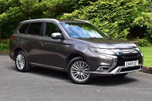 Mitsubishi Outlander (12-21) 4HS PHEV 4WD auto 5d For Sale - Peter Reeves Ltd, Nelson