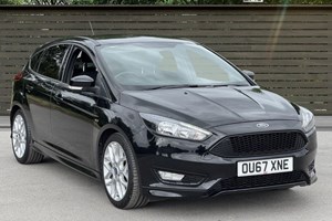 Ford Focus Hatchback (11-18) ST-Line 1.0T EcoBoost 125PS 5d For Sale - Birchwood Motor Centre, Hornchurch