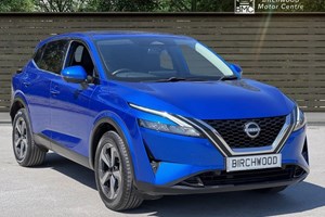 Nissan Qashqai SUV (21 on) 1.3 DiG-T MH 158 N-Connecta 5dr Xtronic For Sale - Birchwood Motor Centre, Hornchurch