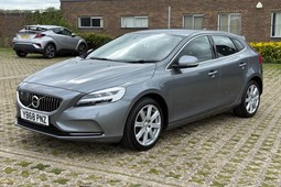 Volvo V40 Hatchback (12-19) T3 (152bhp) Inscription 5d Geartronic For Sale - K & O Motors Ltd, Southend-on-Sea