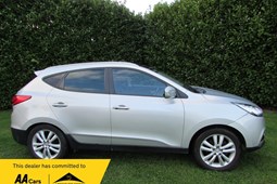 Hyundai ix35 (10-15) 2.0 CRDi Premium 2WD 5d For Sale - Genuine Main Dealer Trade Ins, Southport