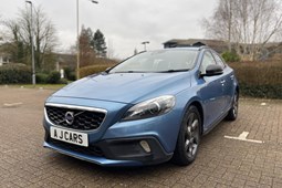 Volvo V40 Cross Country (13-19) D2 (120bhp) Cross Country Lux 5d For Sale - A J Cars, Newbury