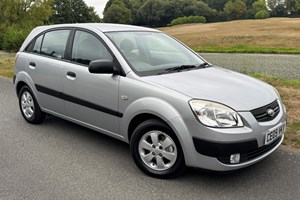 Kia Rio (05-11) 1.4 Chill 5d For Sale - Qwerty Automotive, Bovey Tracey