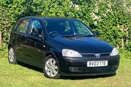Vauxhall Corsa Hatchback (00-04) 1.2i 16V SXi 5d For Sale - Chillerton Auto Sales, Newport, Gatcombe