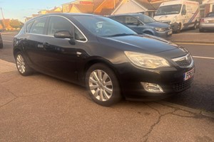 Vauxhall Astra Hatchback (09-15) 1.7 CDTi 16V Elite (125bhp) 5d For Sale - Hanningfield Trade Sales, Chelmsford