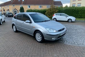 Ford Focus Hatchback (98-04) 2.0 Ghia 5d Auto For Sale - Eden Motors, Luton