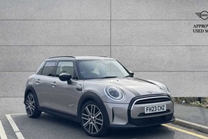 MINI Hatchback (14-24) 1.5 Cooper Exclusive 5dr Auto [Comfort/Nav Pack] For Sale - Stratstone MINI Derby, Derby
