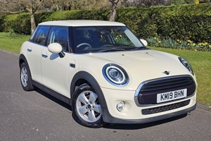 MINI Hatchback (14-24) Cooper Classic 5d For Sale - DVP Car Sales Ltd, Croydon