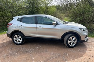 Nissan Qashqai (14-21) Acenta 1.5 dCi 110 (07/17 on) 5d For Sale - RH Motor Sales Ltd, Mitcheldean