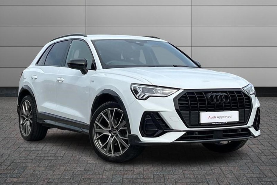 Audi Q3 SUV (18 on) 35 TDI Black Edition 5dr S Tronic [20" Alloy] For Sale - Sinclair Audi Swansea, Swansea