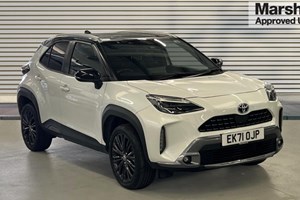 Toyota Yaris Cross SUV (21 on) 1.5 Hybrid Dynamic 5dr CVT For Sale - Marshall Volkswagen Loughton, Loughton