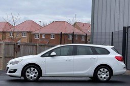 Vauxhall Astra Sports Tourer (10-15) 1.7 CDTi 16V ecoFLEX Exclusiv (130bhp) (Start Stop) 5d For Sale - Riverside Financial Ltd, Northwich